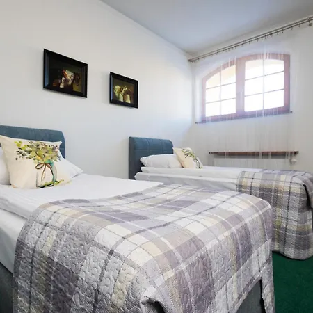 Hotel Sandro Silver Leszno  Esterno foto