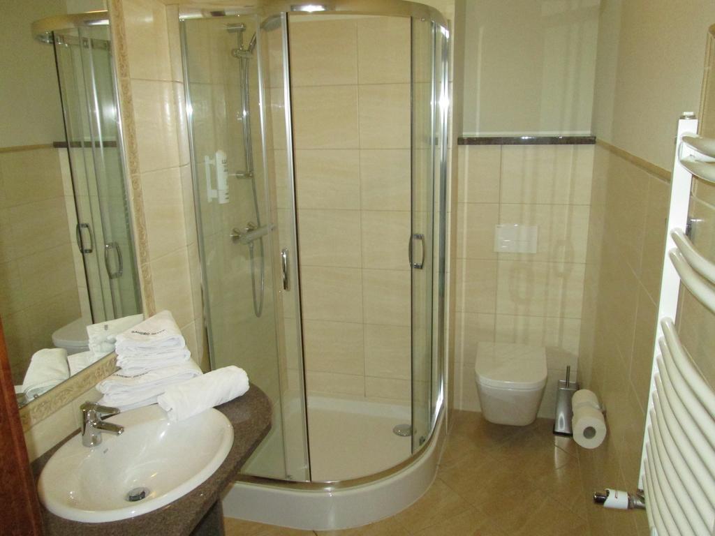 Sandro Silver Hotel