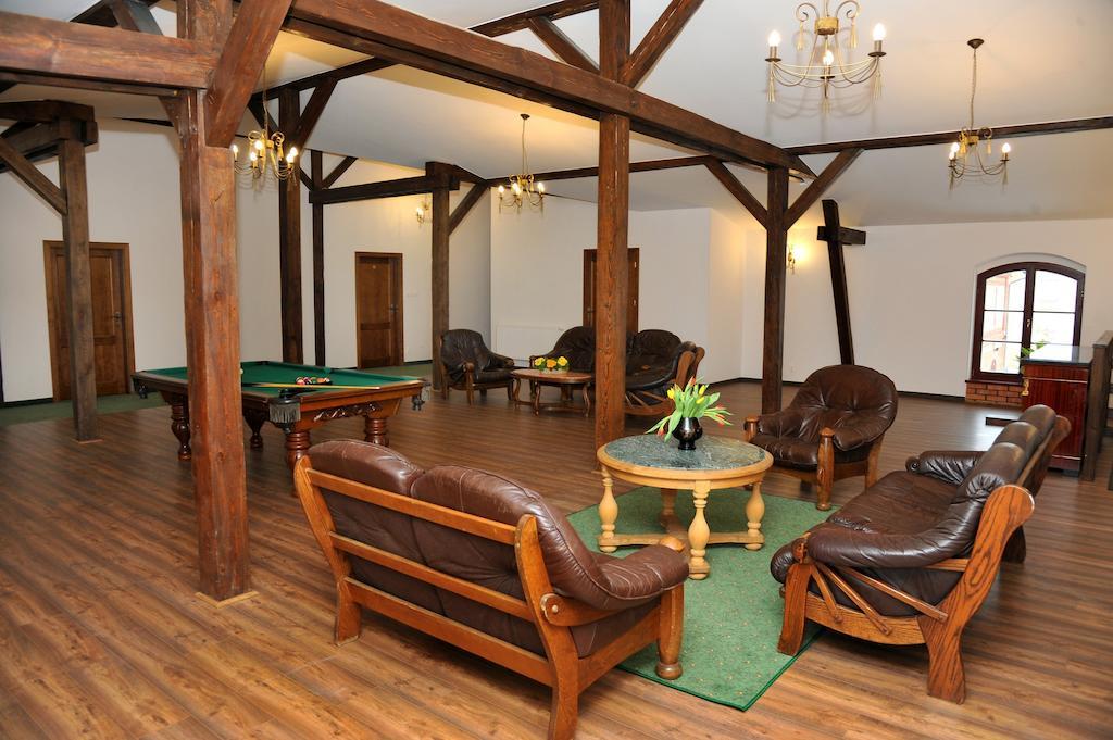 Hotel Sandro Silver